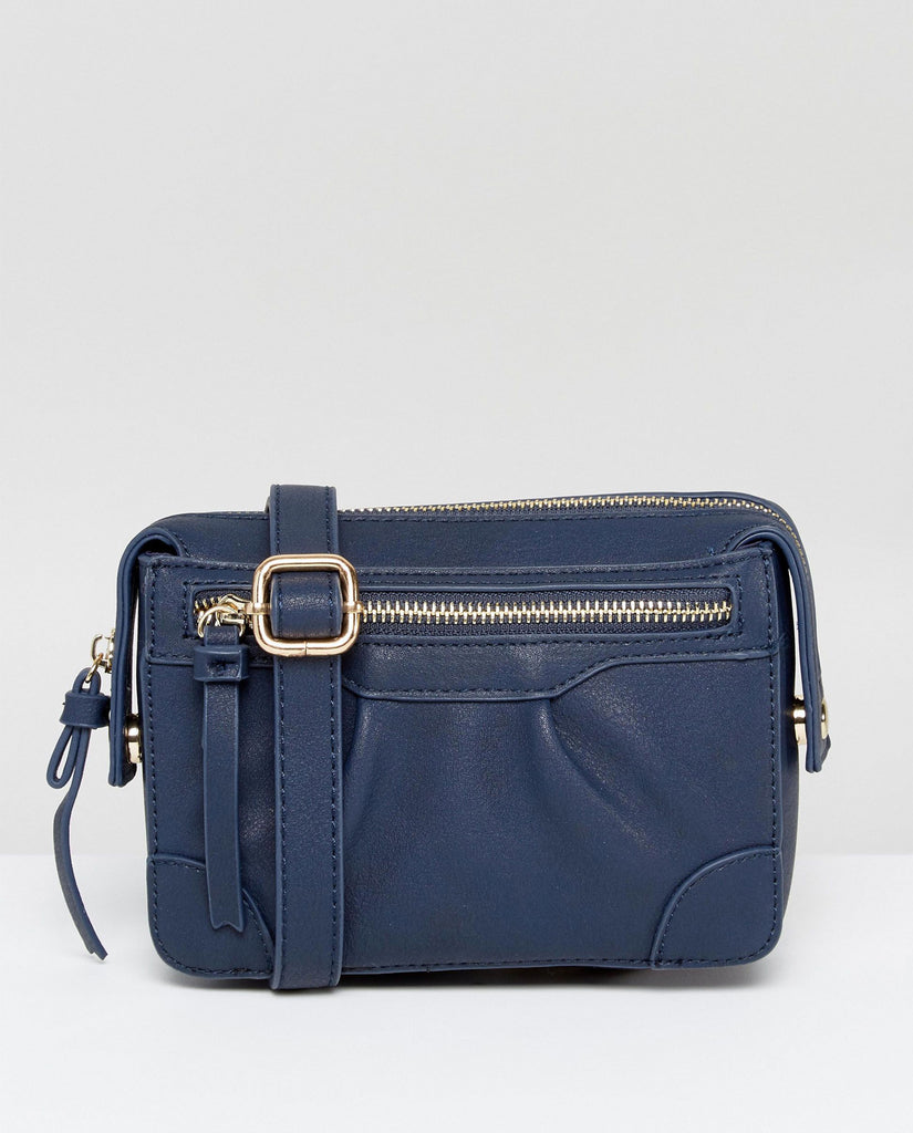 Hoodie In Crop With Defiant Print